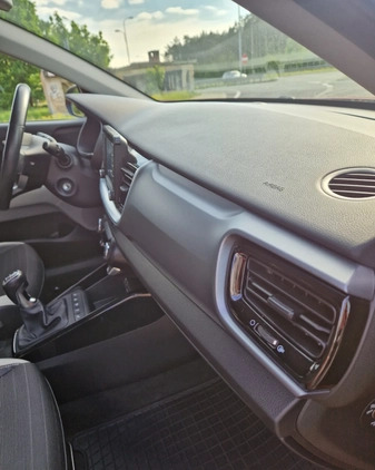 Kia Stonic cena 74500 przebieg: 34150, rok produkcji 2018 z Gryfino małe 466